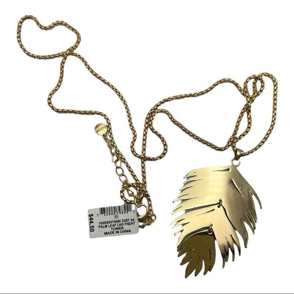 Alfani Gold-Tone Colored Green Palm Leaf Long Pendant Necklace New - Picture 3 of 3